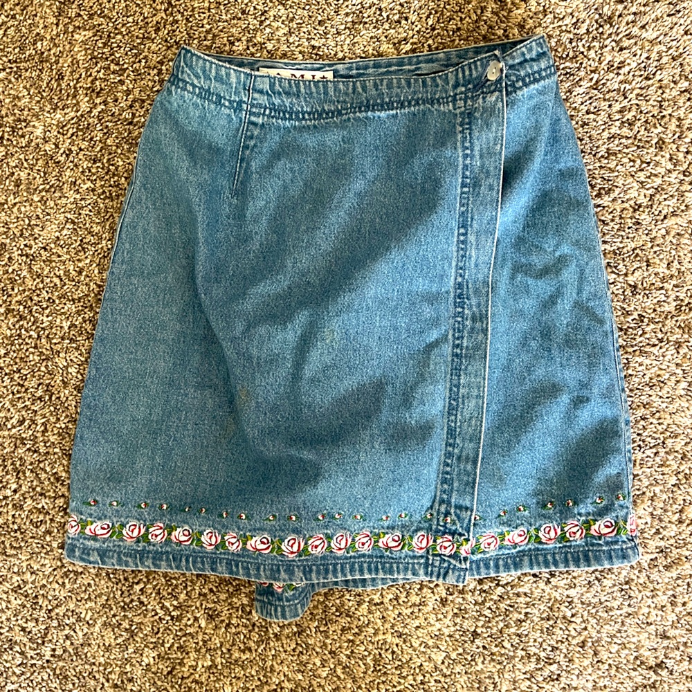 Wrap around skirt